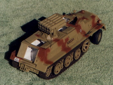 SWS, Gert 71 w. Panzerwerfer 42
